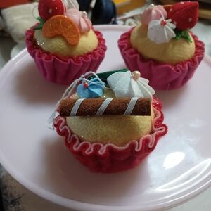 Colorful Felt Cupcake Decorations